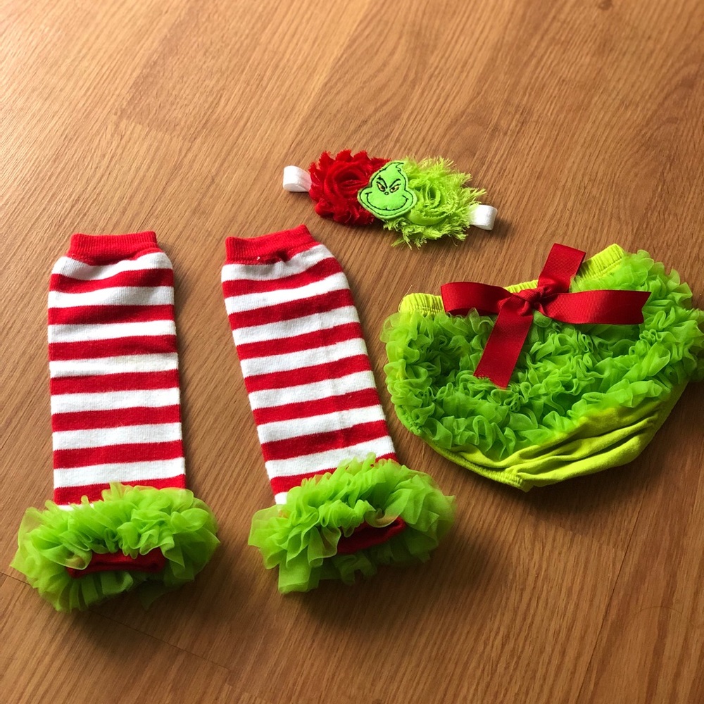 Grench Christmas Holiday Outfit Set Baby Girl Baby’s First Christmas outfit